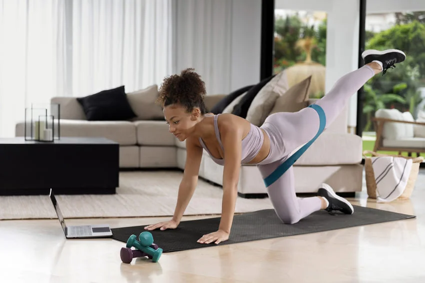 Accessoires de fitness pour tonifier les muscles et pour le renforcement musculaire.