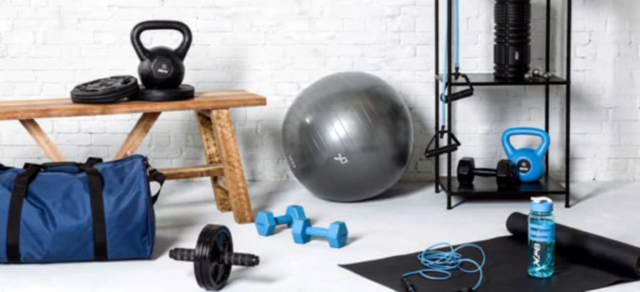 Accessoires et équipements de fitness essentiels.