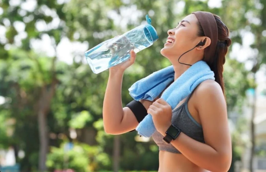 Récupération sportive et hydratation.