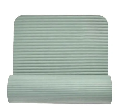 Tapis de fitness pas cher et épais.